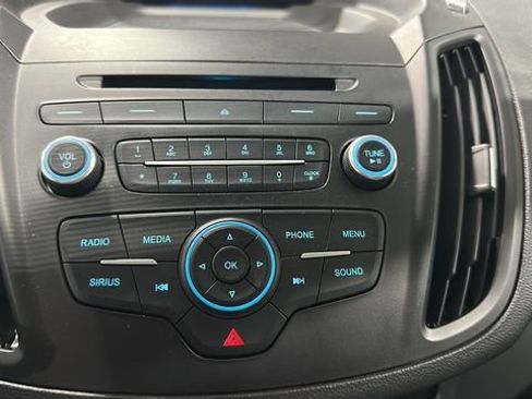 Used 2018 Ford Escape SE AWD/4WD image 15