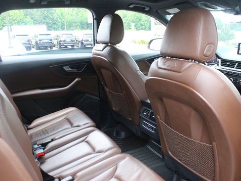 Used 2017 Audi Q7 3.0T Premium Plus AWD/4WD image 31