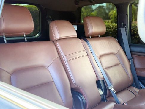 Used 2018 Toyota Land Cruiser w/ Carpet Mat Package AWD/4WD image 36