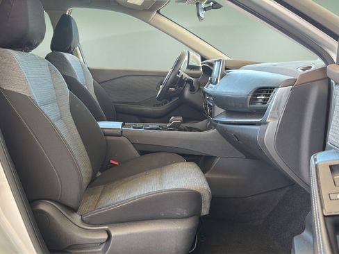 Certified 2023 Nissan Rogue SV AWD/4WD image 11