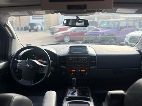 Used 2011 Nissan Titan SL w/ SL Technology Pkg image 19