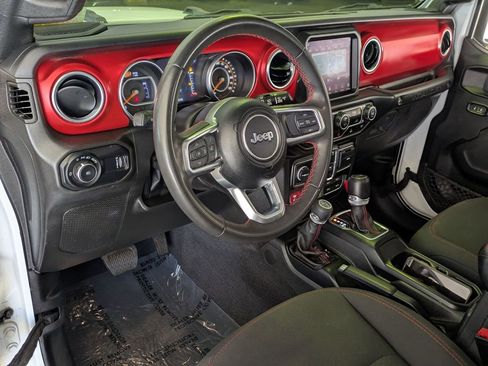 Used 2023 Jeep Wrangler Unlimited Rubicon AWD/4WD image 14