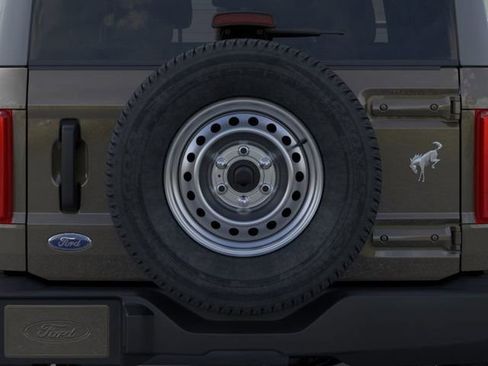 New 2026 Ford Bronco Base image 24