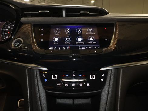 Used 2024 Cadillac XT6 Sport w/ Platinum Package AWD/4WD image 17