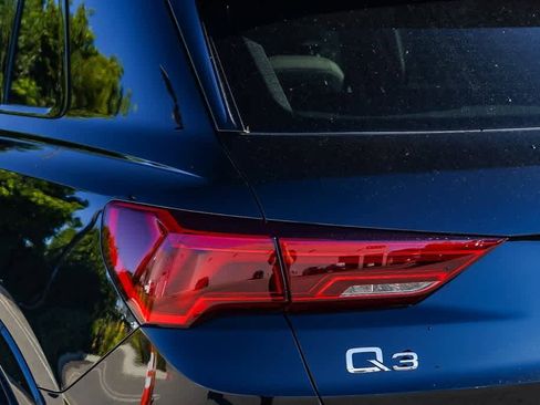 New 2025 Audi Q3 2.0T Premium image 7