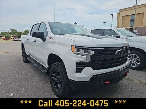 Used 2024 Chevrolet Silverado 1500 LT Trail Boss w/ Protection Package AWD/4WD image 7