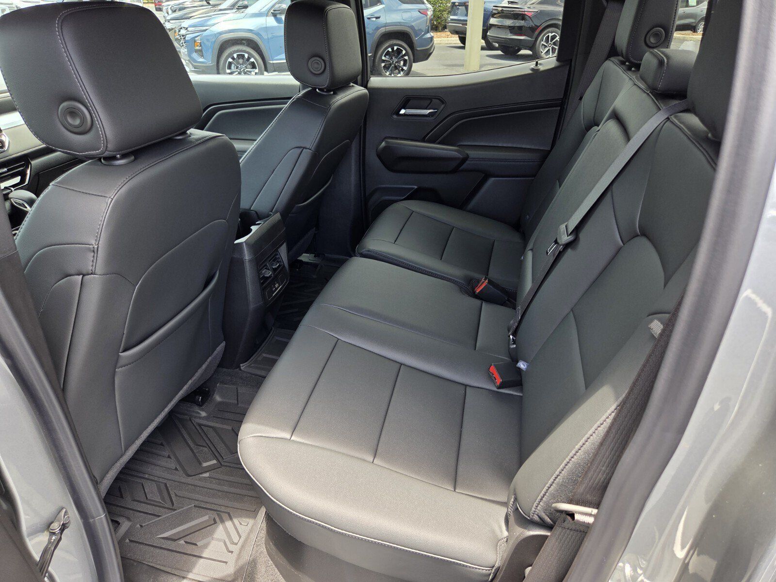 New 2026 Chevrolet Colorado LT w/ LT Convenience Package RWD image 6