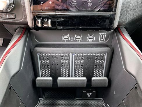 New 2026 RAM 1500 Rebel w/ Rebel Level 2 Equipment Group AWD/4WD image 17