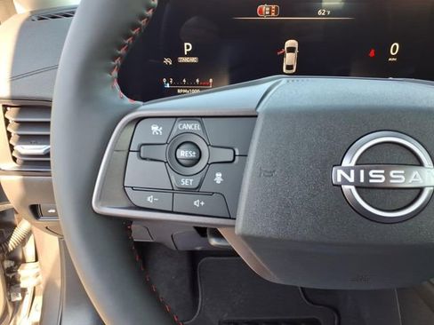 New 2026 Nissan Sentra SR FWD image 9