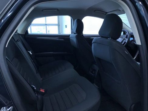 Used 2020 Ford Fusion SE AWD/4WD image 21