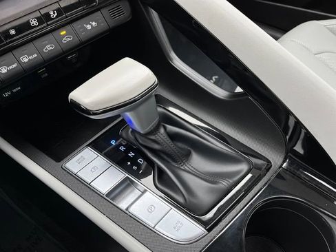 Certified 2022 Hyundai Elantra Limited image 20