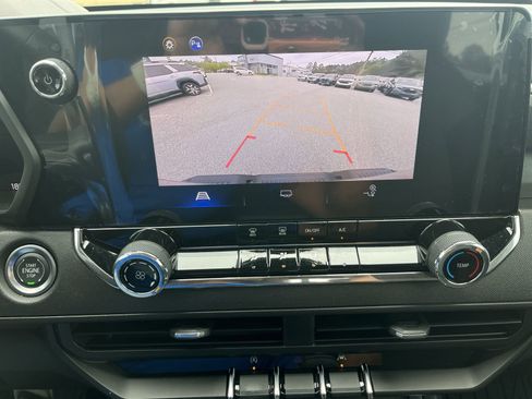 Used 2024 Chevrolet Colorado Trail Boss w/ Advanced Trailering Package image 21