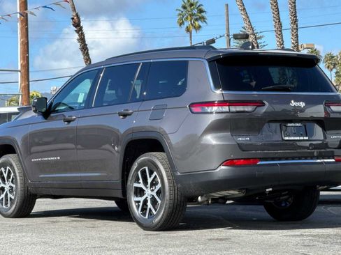 New 2025 Jeep Grand Cherokee L Limited w/ Trailer Tow Package image 6