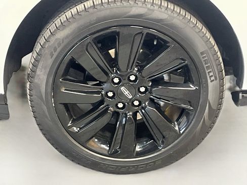 Used 2024 Lincoln Navigator Black Label AWD/4WD image 34