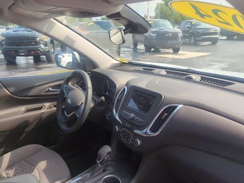 Certified 2024 Chevrolet Equinox LT FWD image 17