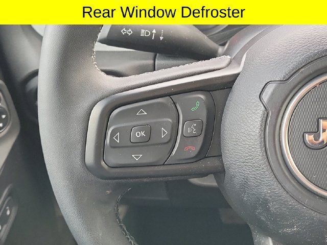 Used 2025 Jeep Wrangler Unlimited Sport AWD/4WD image 11