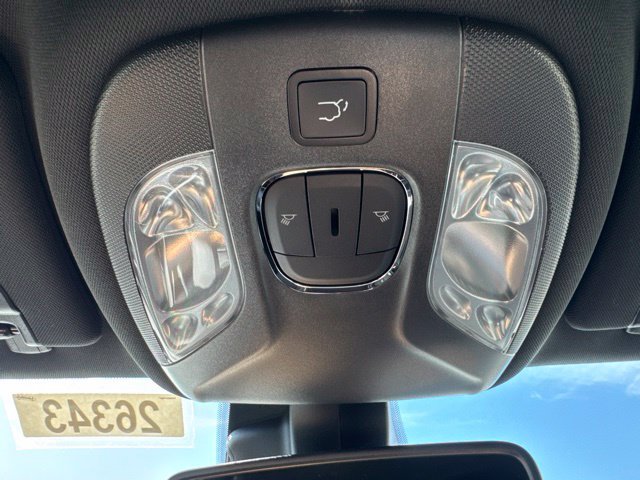 New 2026 Jeep Compass Latitude AWD/4WD image 18