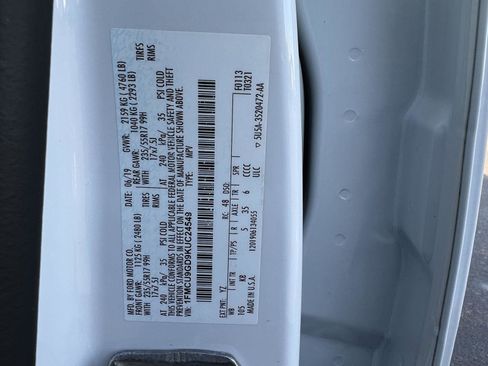 Used 2019 Ford Escape SE image 43