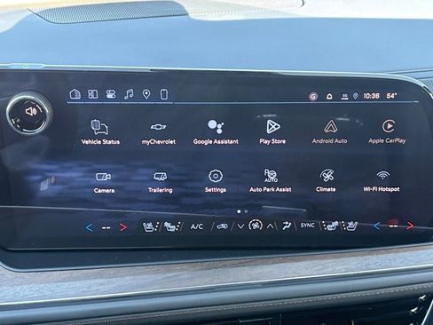 New 2026 Chevrolet Suburban High Country w/ Sun And Tow Package AWD/4WD image 17