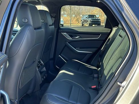 Used 2026 Jaguar F-PACE R-Dynamic S AWD/4WD image 25