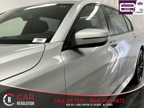 Used 2020 BMW 750i xDrive w/ Executive Package AWD/4WD image 45