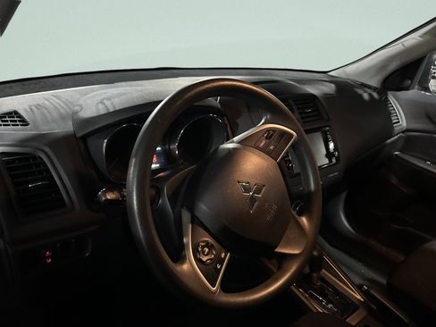 Used 2024 Mitsubishi Outlander Sport ES image 10