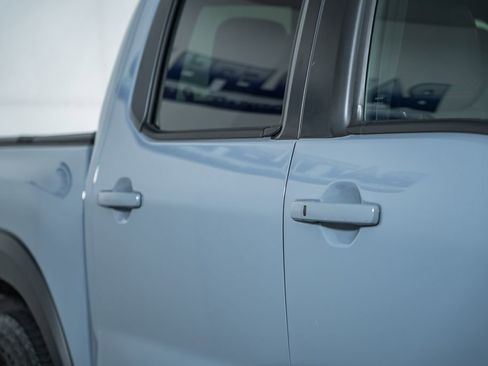 Used 2024 Nissan Frontier PRO-4X w/ Pro Convenience Package image 16