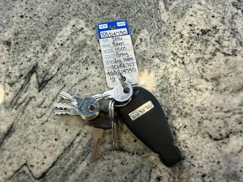 Used 2016 RAM 1500 Big Horn AWD/4WD image 11