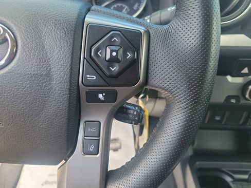 Used 2022 Toyota Tacoma SR5 image 22