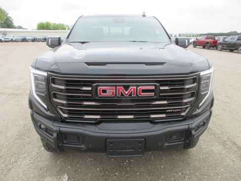 New 2026 GMC Sierra 1500 AT4X w/ AT4X AEV Edition AWD/4WD image 12