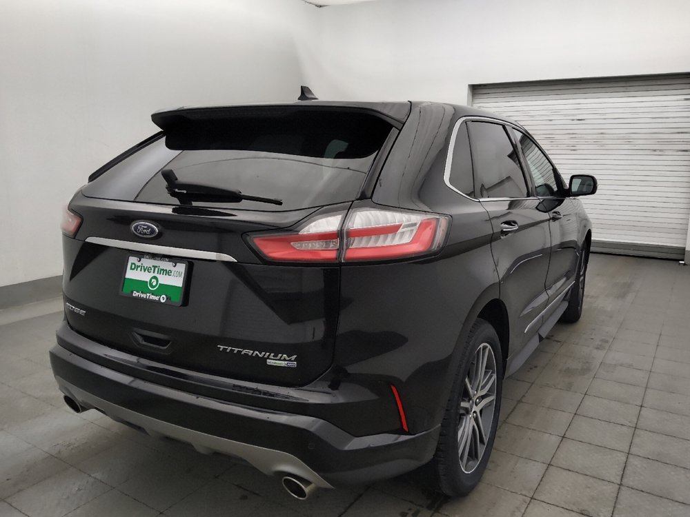 Used 2019 Ford Edge Titanium w/ Equipment Group 301A AWD/4WD image 9
