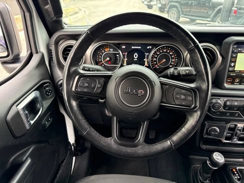 Used 2021 Jeep Wrangler Unlimited Sport w/ Sun And Sound Package AWD/4WD image 18