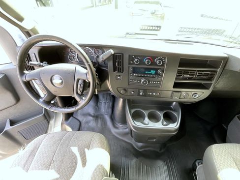 Used 2021 Chevrolet Express 2500 w/ Driver Convenience Package RWD image 14
