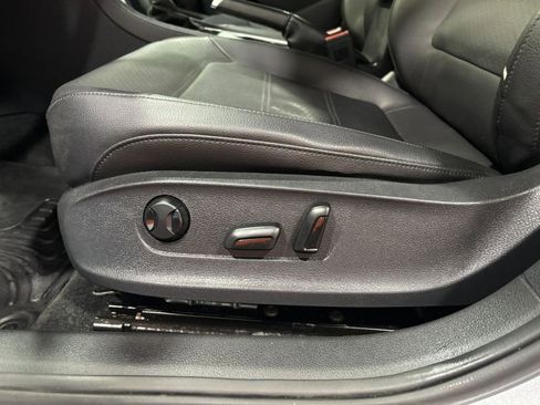 Used 2013 Volkswagen Passat 2.5 SE image 25