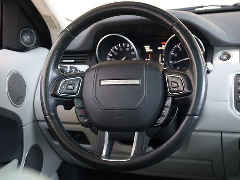 Used 2015 Land Rover Range Rover Evoque Pure Plus image 27