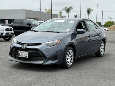 Certified 2019 Toyota Corolla LE w/ Carpet Mat Package (TMS) FWD image 6
