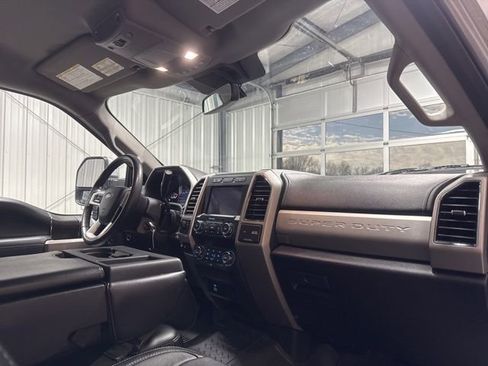 Used 2020 Ford F250 Lariat image 26
