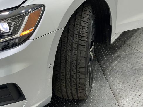 Used 2020 Volkswagen Passat 2.0T SEL image 36