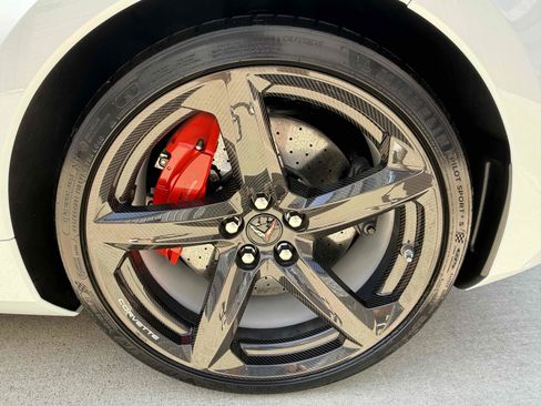 Used 2023 Chevrolet Corvette Z06 w/ Engine Appearance Package RWD image 13