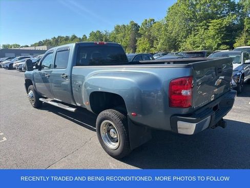 Used 2011 Chevrolet Silverado 3500 W/T AWD/4WD image 4