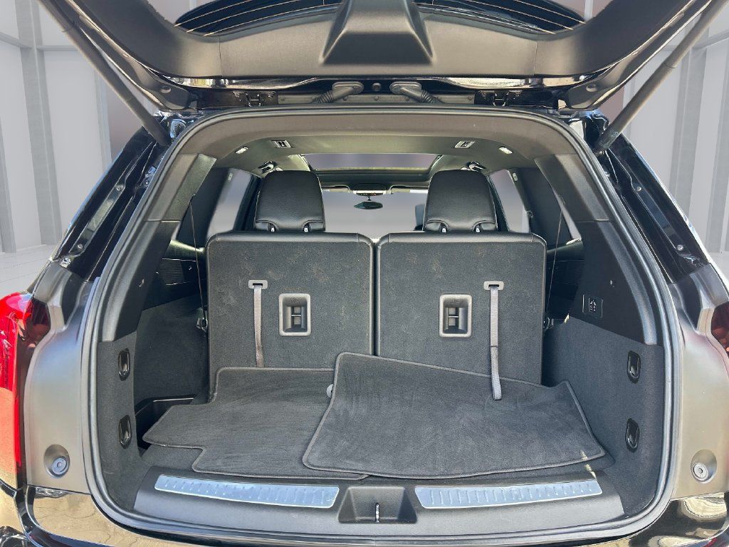 Used 2023 Cadillac XT6 Luxury AWD/4WD image 17
