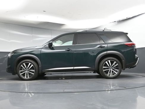 Used 2024 Nissan Pathfinder Platinum w/ Lighting Package (N93) AWD/4WD image 33