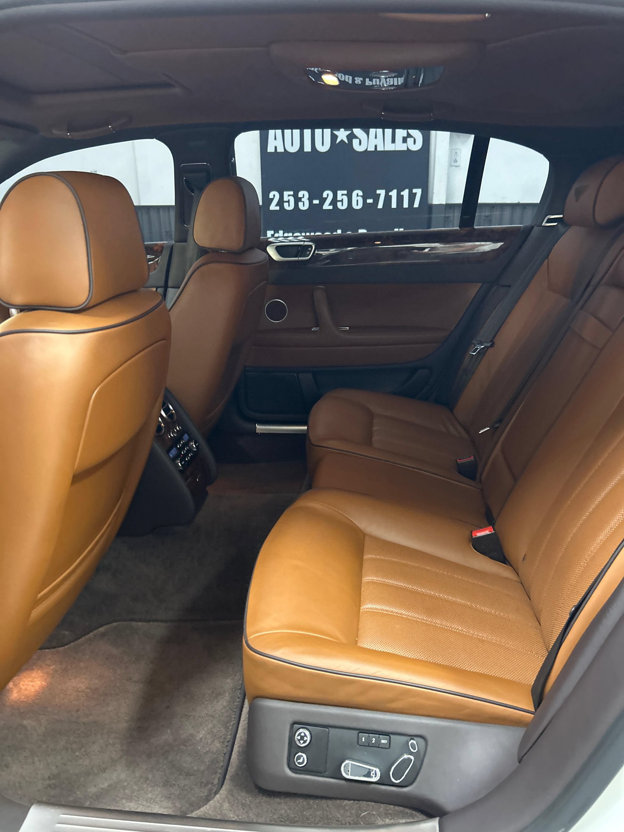 Used 2013 Bentley Flying Spur Flying Spur w/ Convenience Specification Pkg AWD/4WD image 13