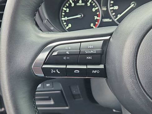Certified 2025 MAZDA MAZDA3 s image 16