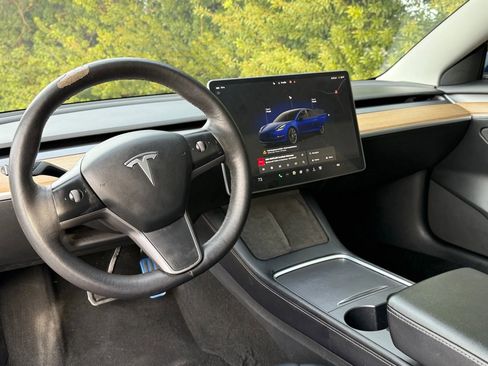 Used 2022 Tesla Model 3 Standard Range image 55