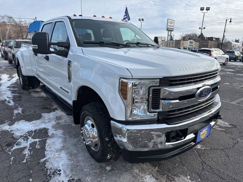 Used 2018 Ford F350 XLT image 5
