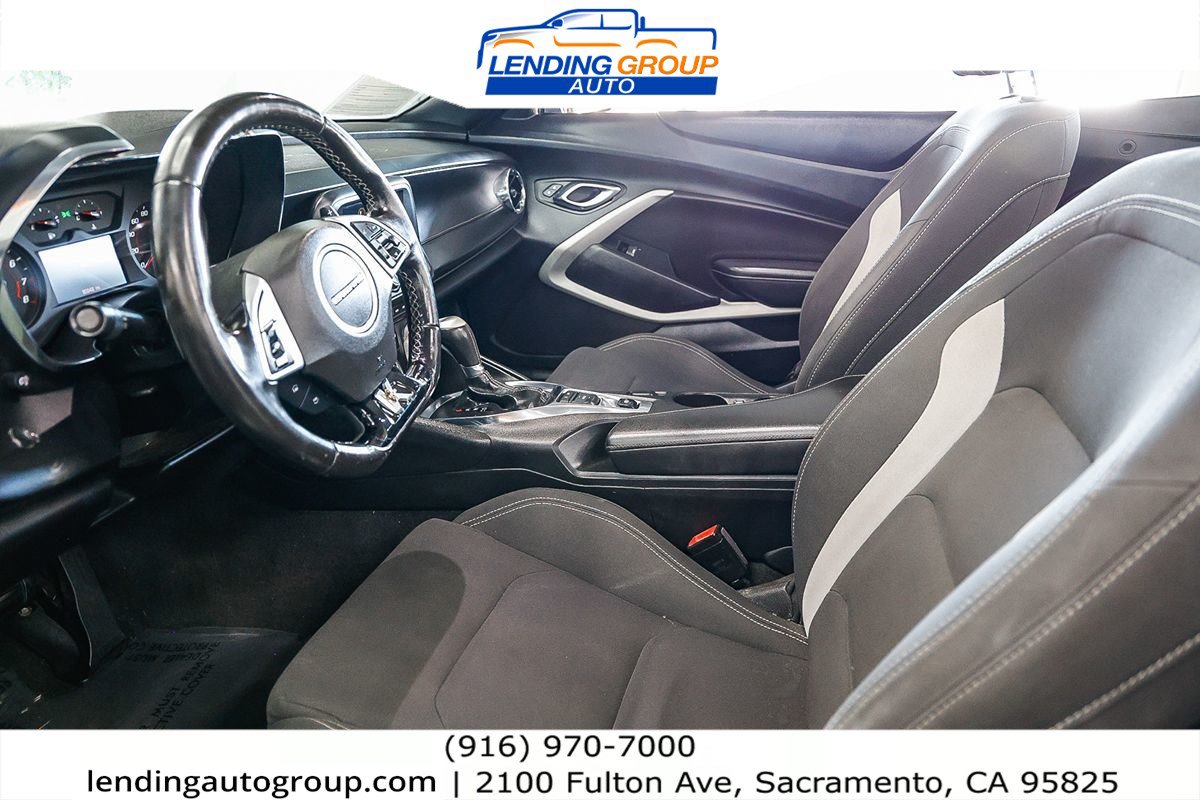 Used 2019 Chevrolet Camaro LT RWD image 16