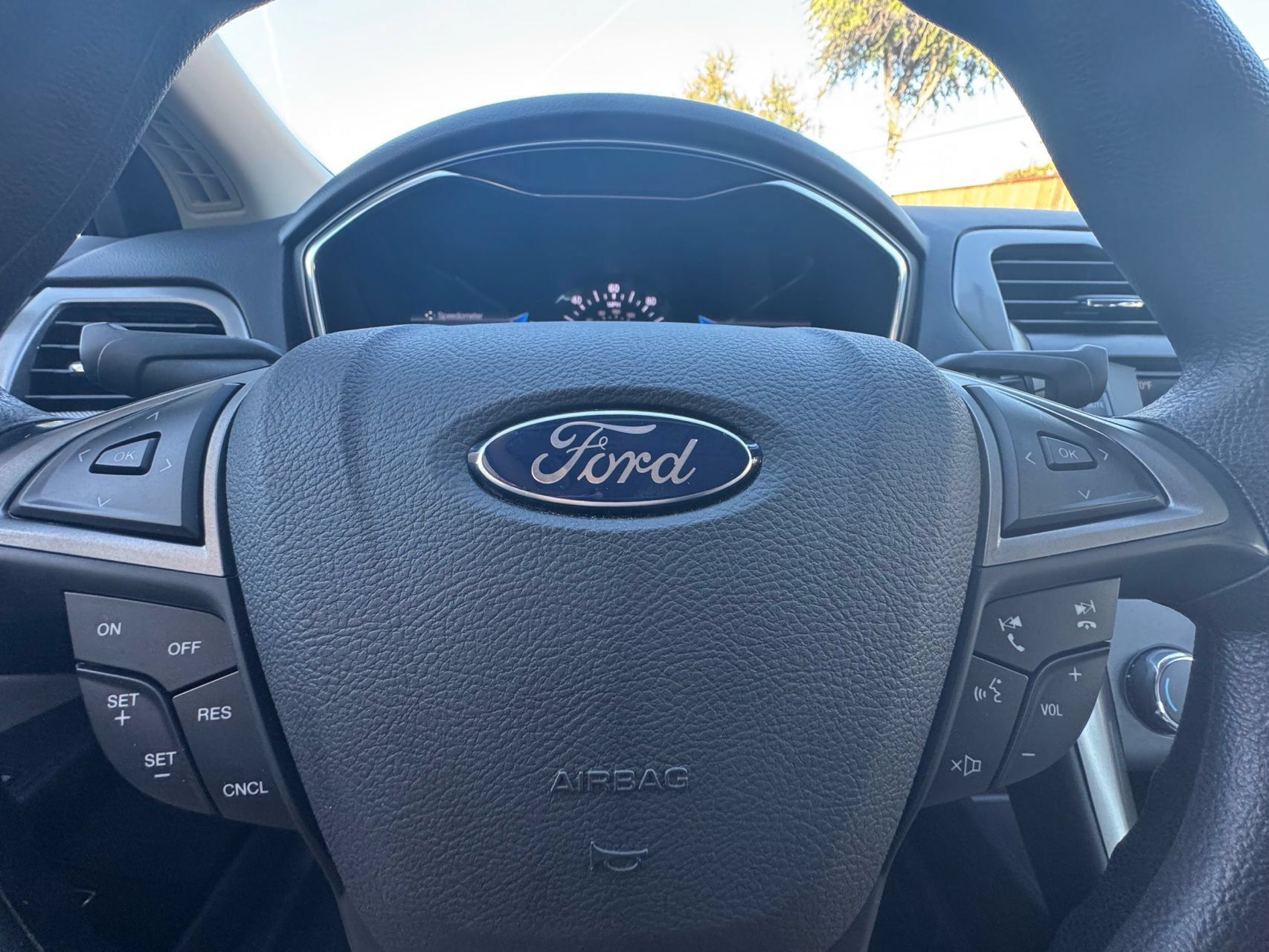 Used 2018 Ford Fusion S FWD image 12