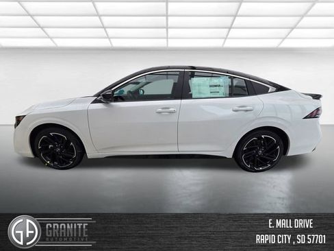 New 2026 Nissan Sentra SR FWD image 2