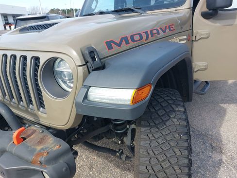 Used 2020 Jeep Gladiator Mojave image 31